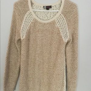 Women’s sweater